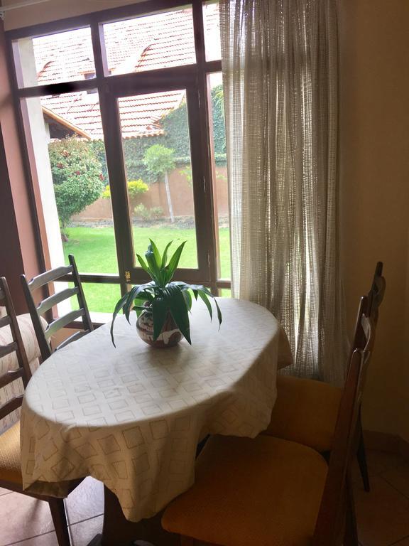 Apartamento Con Jardin Cochabamba Exterior photo